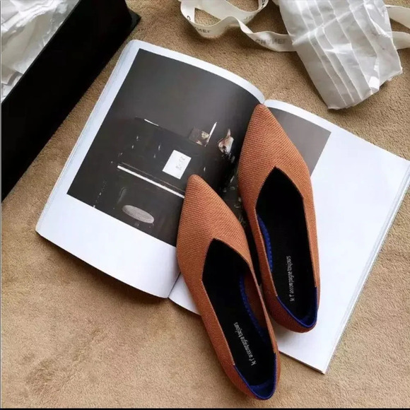 Shoes - Knit flats. Brand new